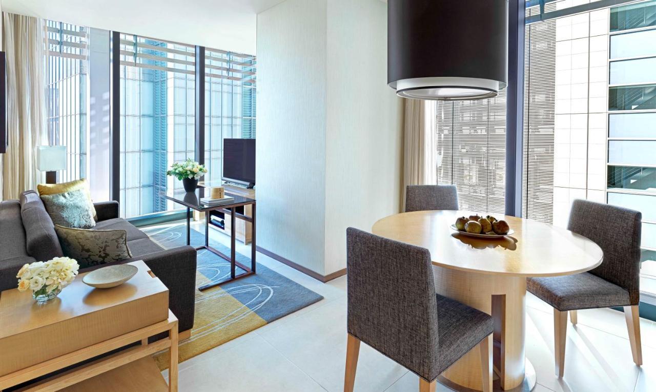 فندق أووكوود بريمير طوكيو المظهر الخارجي الصورة A typical apartment at The Suites at The Standard