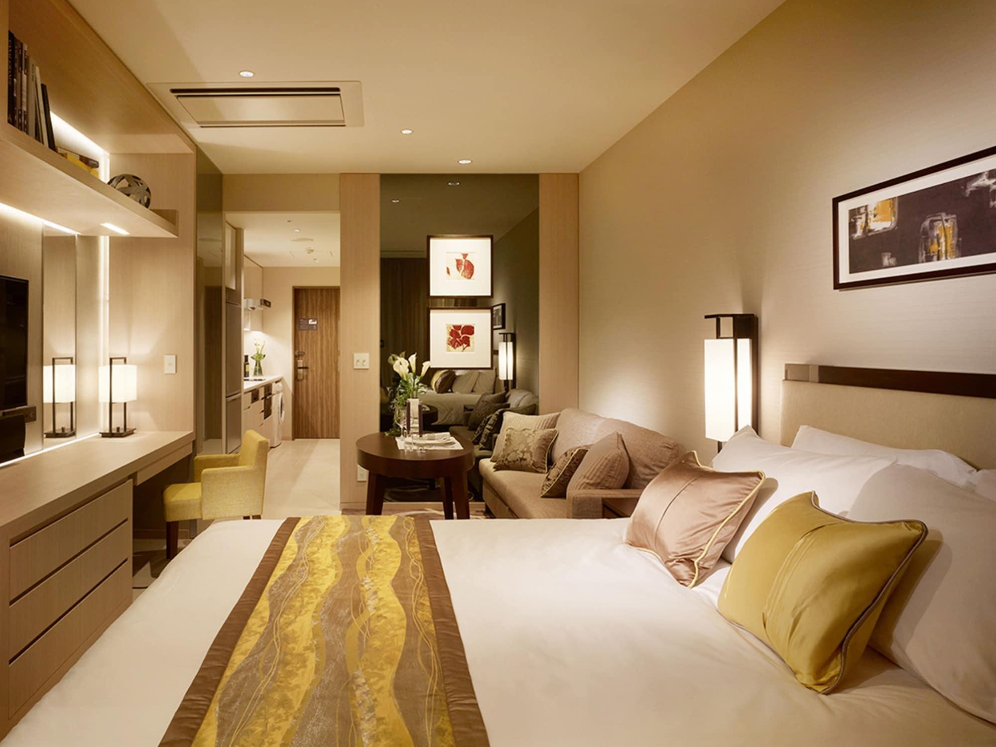 فندق أووكوود بريمير طوكيو المظهر الخارجي الصورة A room at the hotel